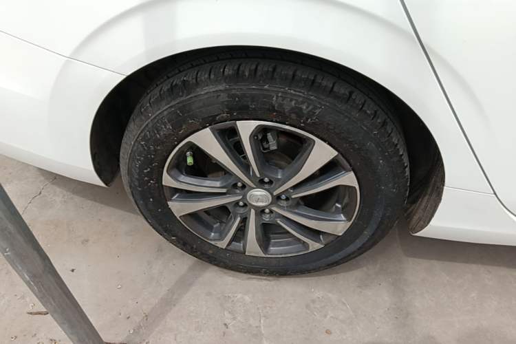 Used CHANGAN Eado 2020 PLUS Blue Whale NE 1.4T GDI DCT Prestige Model Right Rear Wheel Hub