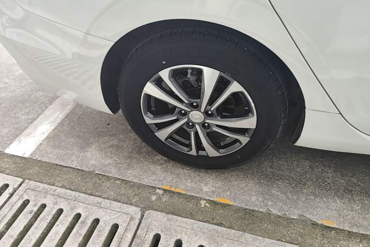 Used CHANGAN Eado 2020 PLUS Blue Whale NE 1.4T GDI DCT Prestige Model Right Rear Wheel Hub