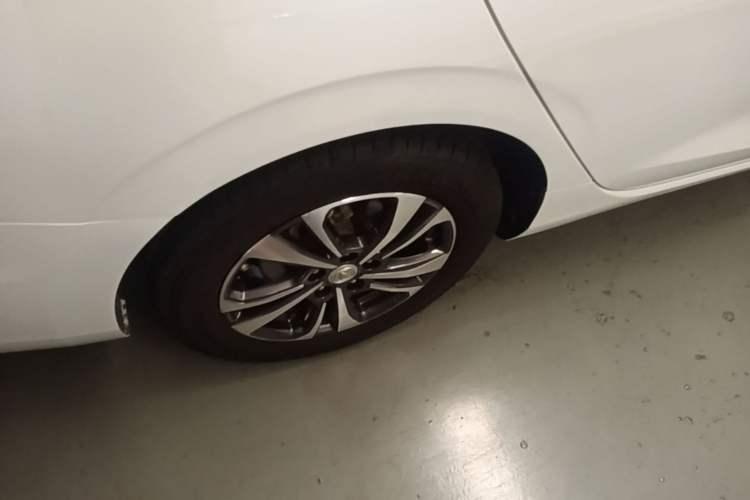 Used CHANGAN Eado 2020 PLUS Blue Whale NE 1.4T GDI DCT Prestige Model Right Rear Wheel Hub