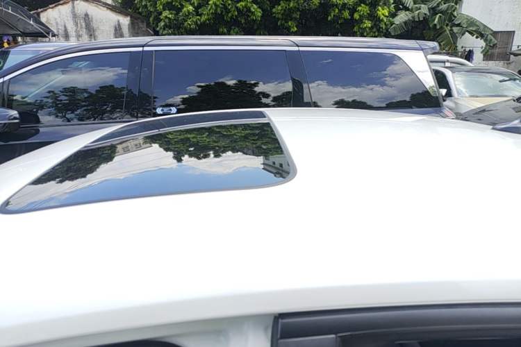 Used CHANGAN Eado 2020 PLUS Million Edition 1.6L GDI CVT Luxury Model Roof