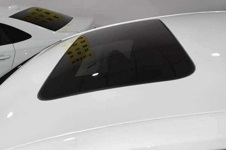 Used CHANGAN Eado 2020 PLUS 1.6L GDI Automatic Luxury Model Roof