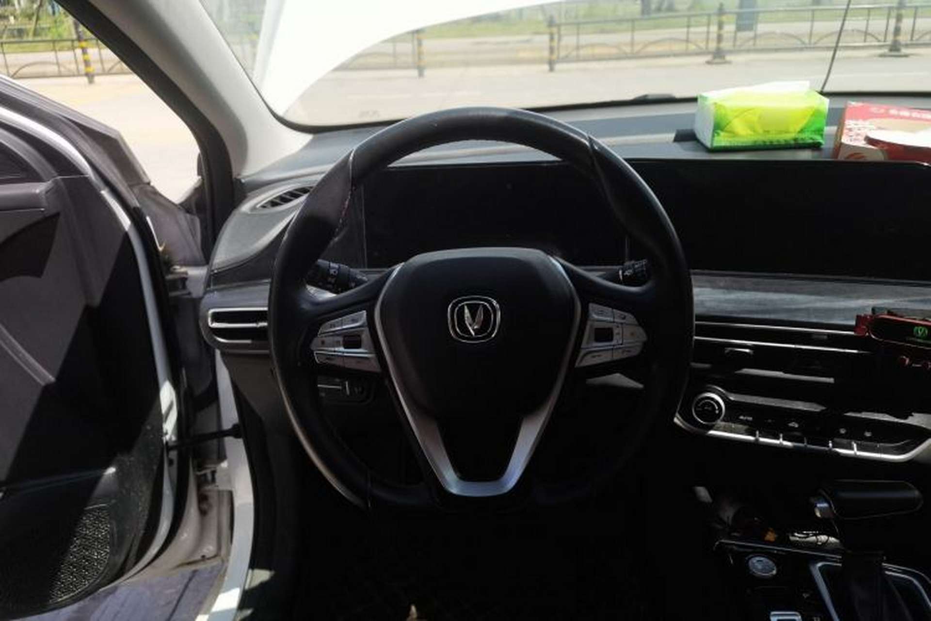 Used CHANGAN Eado 2020 PLUS Blue Whale NE 1.4T GDI DCT Flagship Model Steering Wheel