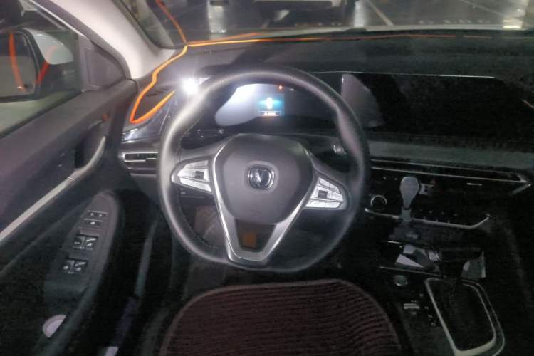 Used CHANGAN Eado 2020 PLUS 1.6L GDI Automatic Luxury Model Steering Wheel