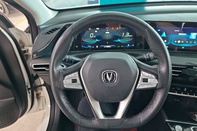 Used CHANGAN Eado 2020 PLUS Blue Whale NE 1.4T GDI DCT Flagship Model Steering Wheel