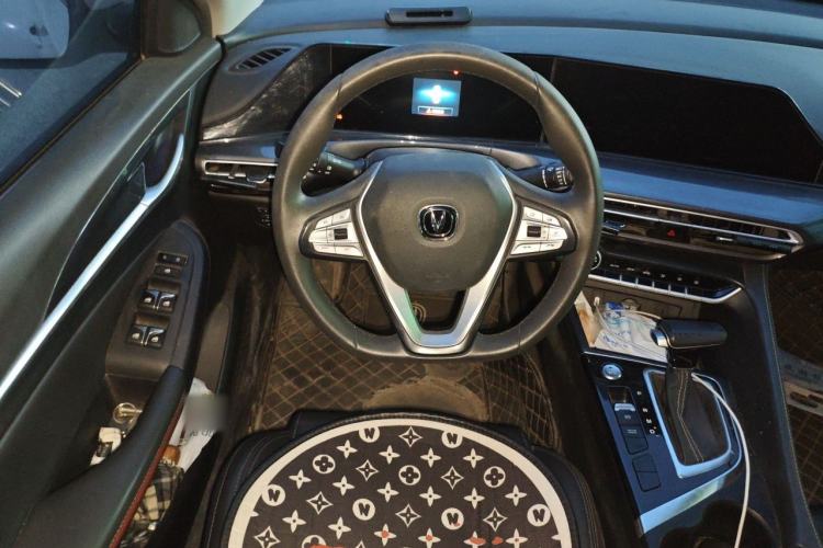 Used CHANGAN Eado 2020 PLUS Blue Whale NE 1.4T GDI DCT Prestige Model Steering Wheel