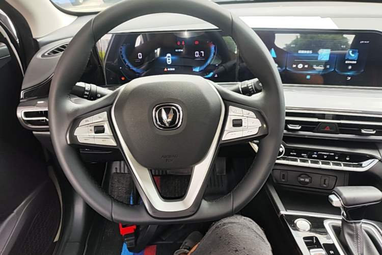 Used CHANGAN Eado 2020 PLUS Million Edition 1.6L GDI CVT Luxury Model Steering Wheel