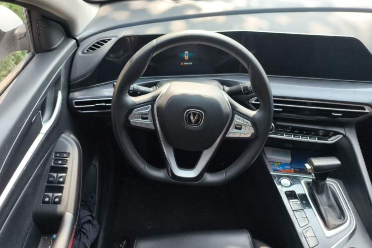 Used CHANGAN Eado 2020 PLUS 1.6L GDI Automatic Luxury Model Steering Wheel