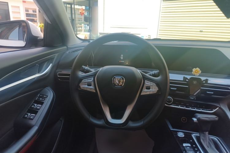 Used CHANGAN Eado 2020 PLUS Blue Whale NE 1.4T GDI DCT Prestige Model Steering Wheel