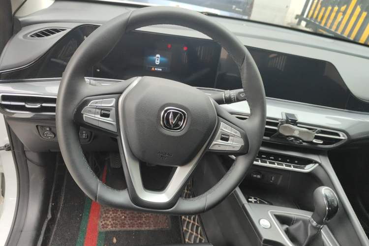 Used CHANGAN Eado 2020 PLUS 1.6L GDI Manual Luxury Model Steering Wheel