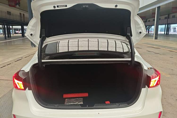 Used CHANGAN Eado 2020 PLUS Blue Whale NE 1.4T GDI DCT Flagship Model Trunk