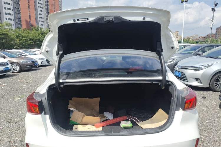 Used CHANGAN Eado 2020 PLUS Blue Whale NE 1.4T GDI DCT Prestige Model Trunk
