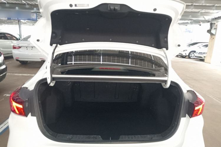 Used CHANGAN Eado 2020 PLUS Million Edition 1.6L GDI CVT Luxury Model Trunk
