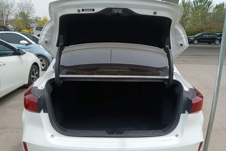 Used CHANGAN Eado 2020 PLUS Blue Whale NE 1.4T GDI DCT Prestige Model Trunk