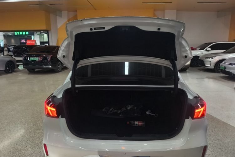 Used CHANGAN Eado 2020 PLUS Blue Whale NE 1.4T GDI DCT Flagship Model Trunk