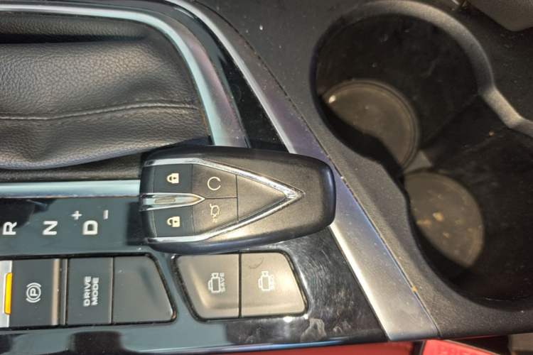 Used CHANGAN Eado 2020 PLUS Blue Whale NE 1.4T GDI DCT Flagship Model Vehicle Key