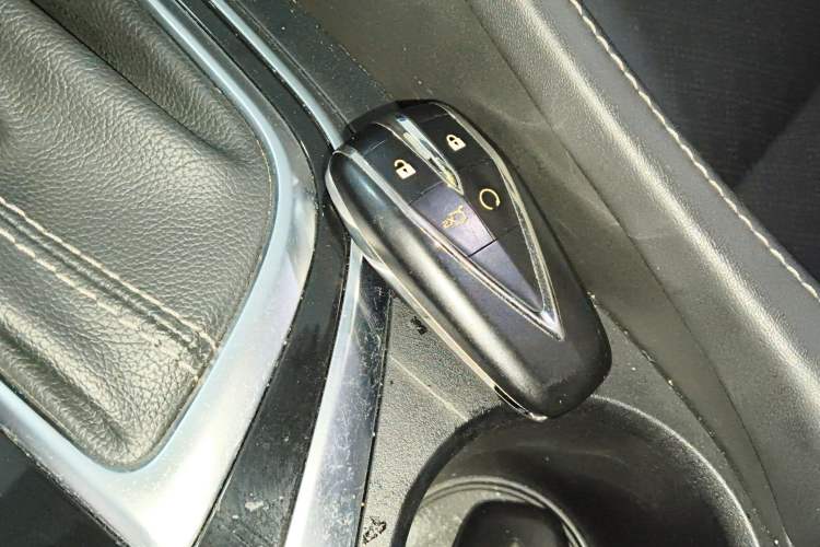 Used CHANGAN Eado 2020 PLUS 1.6L GDI Automatic Luxury Model Vehicle Key