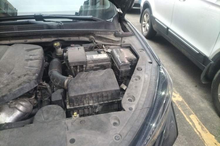 Used CHANGAN Eado 2021 PLUS 1.6L GDI Manual Luxury Model Engine Bay Left