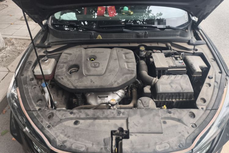 Used CHANGAN Eado 2021 PLUS 1.6L GDI Manual Luxury Model Engine Bay