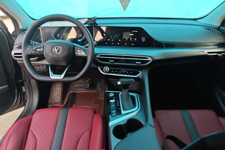 Used CHANGAN Eado 2021 PLUS Blue Whale NE 1.4T GDI DCT Prestige Model Interior 2