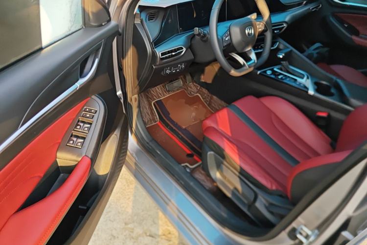 Used CHANGAN Eado 2021 PLUS Blue Whale NE 1.4T GDI DCT Prestige Model Interior 3