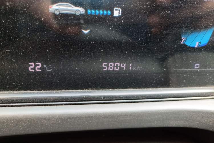 Used CHANGAN Eado 2021 PLUS 1.6L GDI Manual Elite Model Odometer Close Up