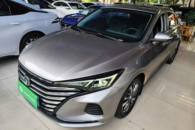 Ojetý CHANGAN Eado 2021 PLUS 1.6L GDI CVT Luxury Model