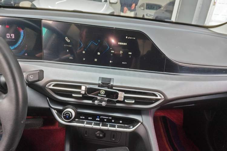 Used CHANGAN Eado 2021 PLUS Blue Whale NE 1.4T GDI DCT Prestige Model Audio And AC Panel