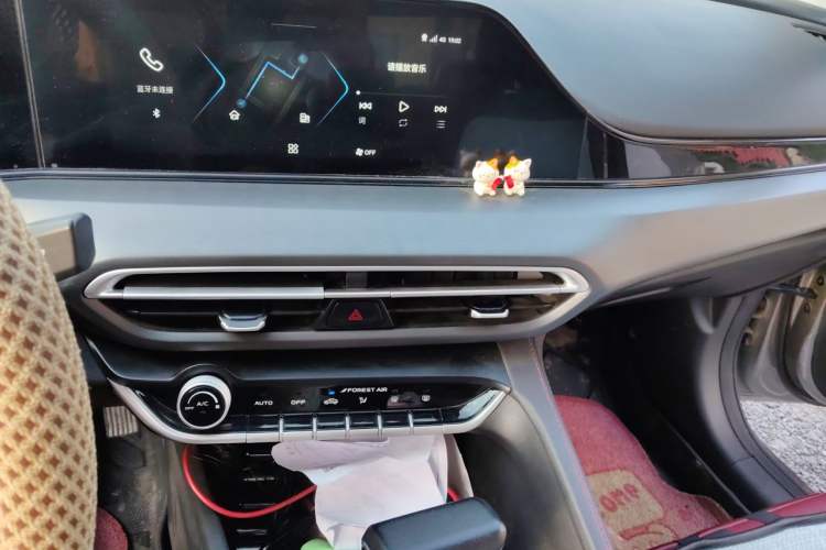 Used CHANGAN Eado 2021 PLUS Blue Whale NE 1.4T GDI DCT Prestige Model Audio And AC Panel