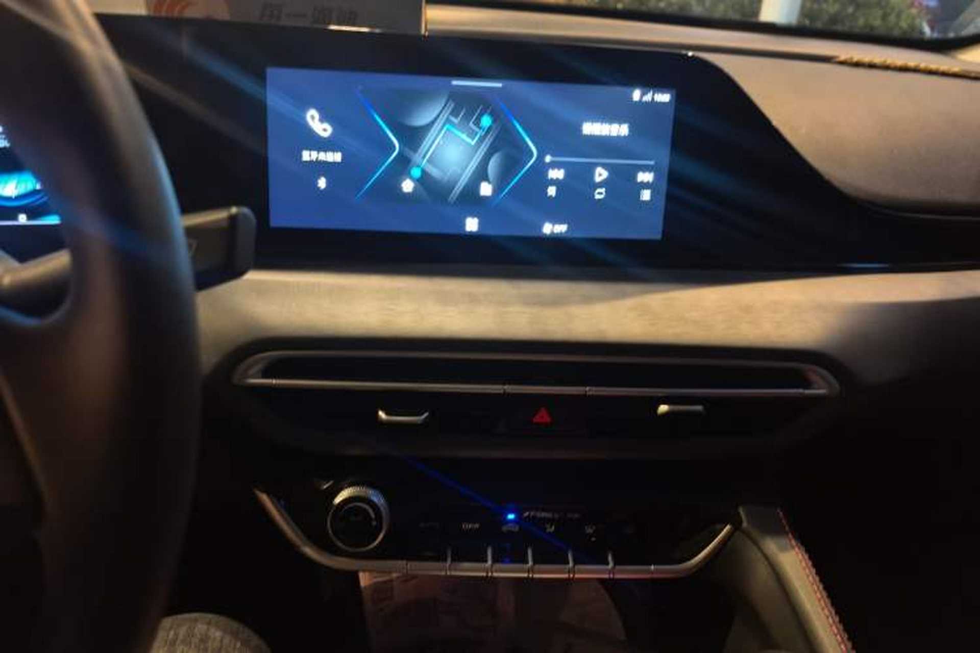Used CHANGAN Eado 2021 PLUS Blue Whale NE 1.4T GDI DCT Prestige Model Audio And AC Panel