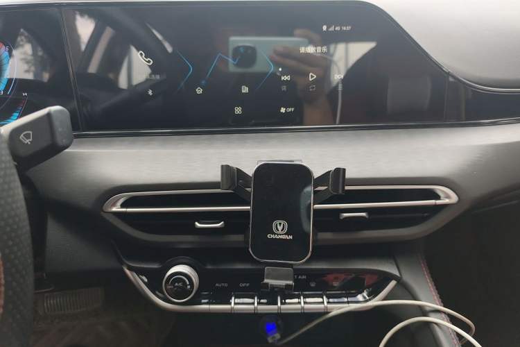 Used CHANGAN Eado 2021 PLUS Blue Whale NE 1.4T GDI DCT Prestige Model Audio And AC Panel