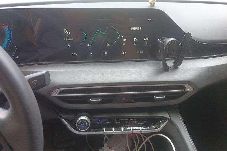 Used CHANGAN Eado 2021 PLUS 1.6L GDI Manual Luxury Model Audio And AC Panel