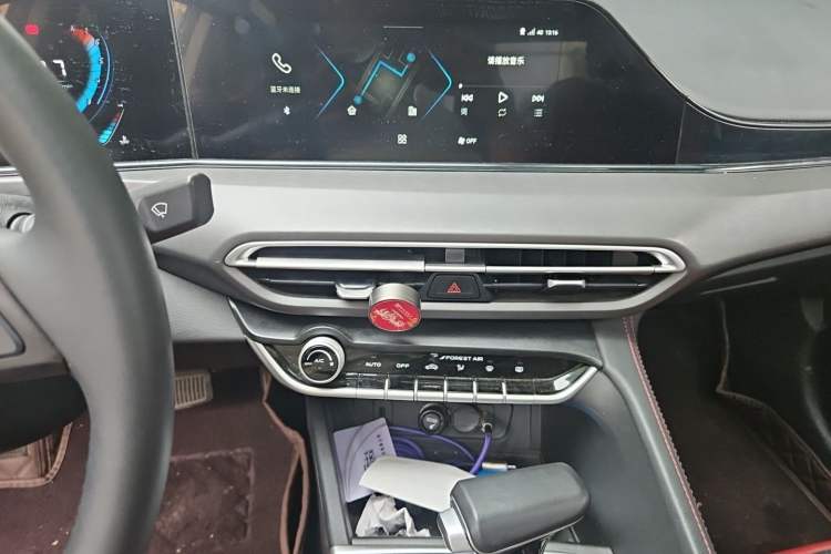 Used CHANGAN Eado 2021 PLUS Blue Whale NE 1.4T GDI DCT Prestige Model Audio And AC Panel