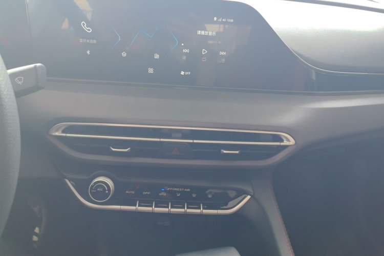 Used CHANGAN Eado 2021 PLUS Blue Whale NE 1.4T GDI DCT Flagship Model Audio And AC Panel