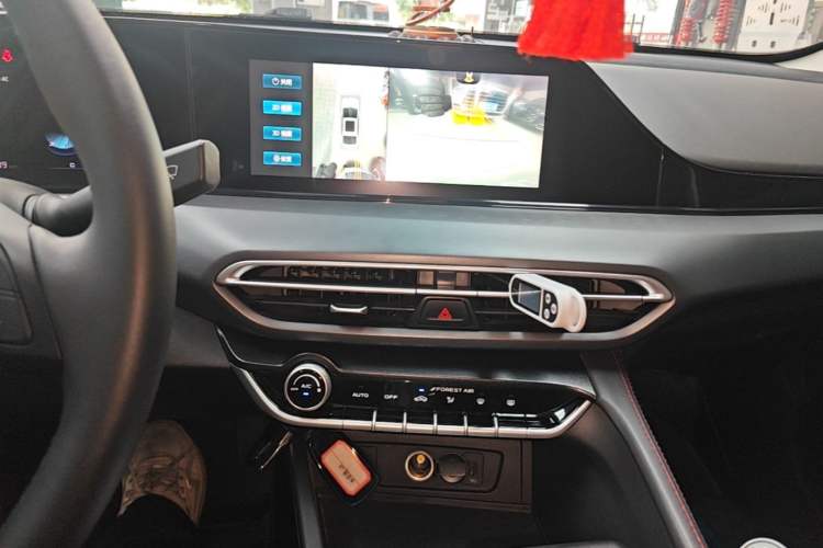 Used CHANGAN Eado 2021 PLUS Blue Whale NE 1.4T GDI DCT Prestige Model Audio And AC Panel