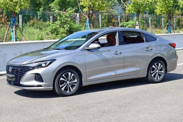 Used CHANGAN Eado 2021 PLUS Blue Whale NE 1.4T GDI DCT Prestige Model