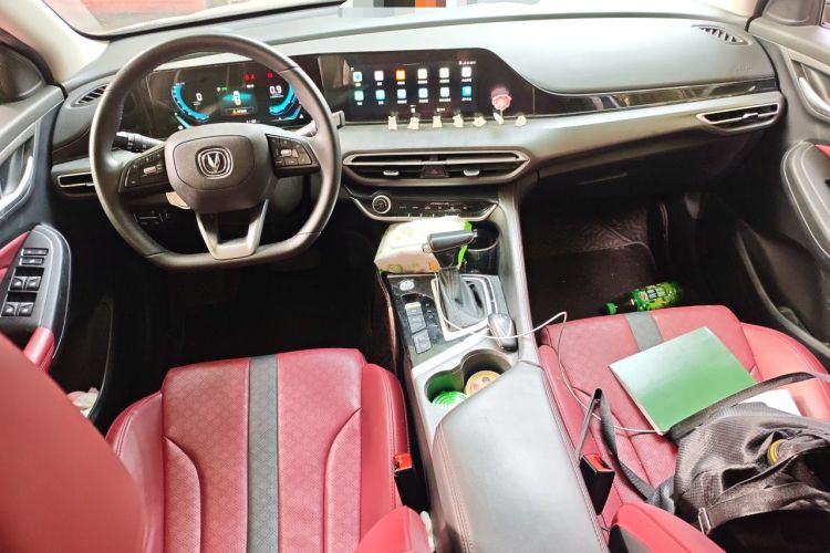 Used CHANGAN Eado 2021 PLUS Blue Whale NE 1.4T GDI DCT Prestige Model Center Console
