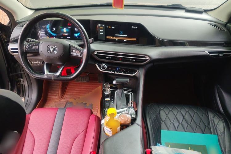 Used CHANGAN Eado 2021 PLUS Blue Whale NE 1.4T GDI DCT Prestige Model Center Console