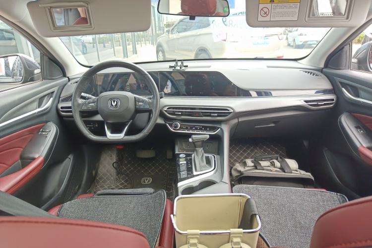 Used CHANGAN Eado 2021 PLUS Blue Whale NE 1.4T GDI DCT Flagship Model Center Console