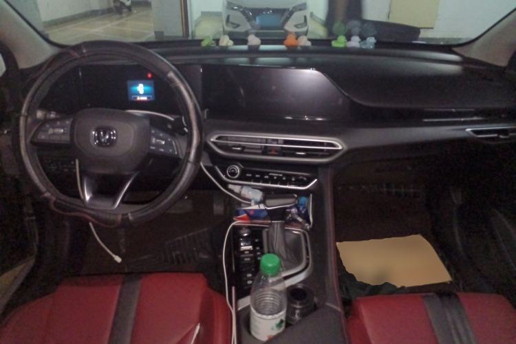 Used CHANGAN Eado 2021 PLUS Blue Whale NE 1.4T GDI DCT Prestige Model Center Console
