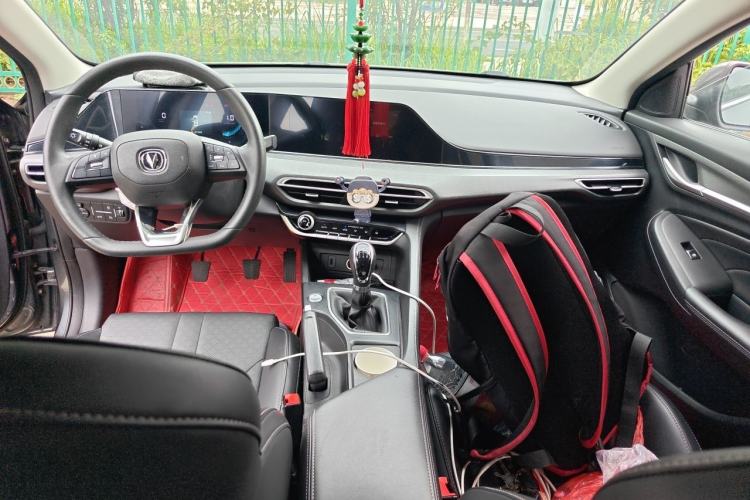 Used CHANGAN Eado 2021 PLUS 1.6L GDI Manual Luxury Model Center Console