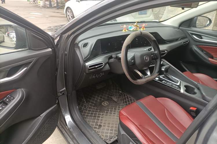 Used CHANGAN Eado 2021 PLUS Blue Whale NE 1.4T GDI DCT Prestige Model Driver Seat