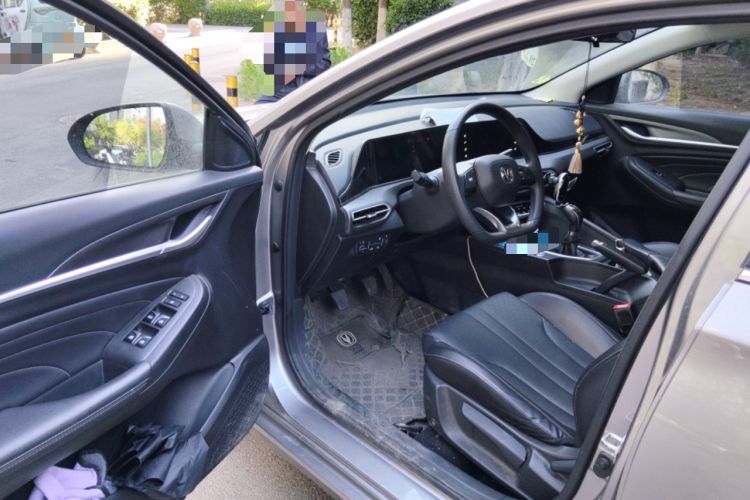Used CHANGAN Eado 2021 PLUS 1.6L GDI Manual Elite Model Driver Seat
