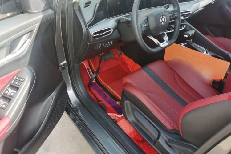 Used CHANGAN Eado 2021 PLUS Blue Whale NE 1.4T GDI DCT Prestige Model Driver Seat