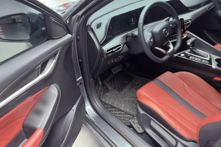 Used CHANGAN Eado 2021 PLUS Blue Whale NE 1.4T GDI DCT Prestige Model Driver Seat