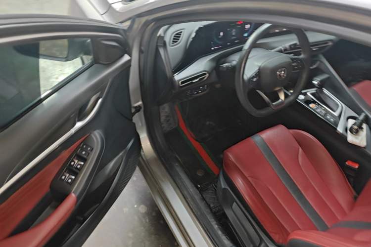 Used CHANGAN Eado 2021 PLUS Blue Whale NE 1.4T GDI DCT Prestige Model Driver Seat