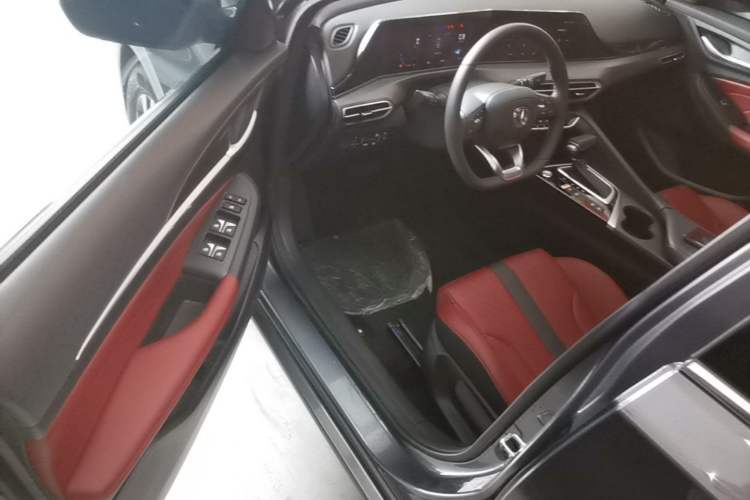 Used CHANGAN Eado 2021 PLUS Blue Whale NE 1.4T GDI DCT Prestige Model Driver Seat
