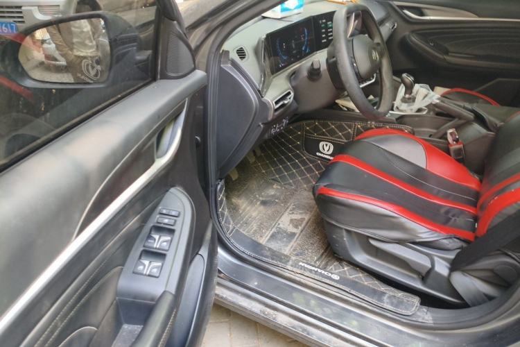 Used CHANGAN Eado 2021 PLUS 1.6L GDI Manual Luxury Model Driver Seat