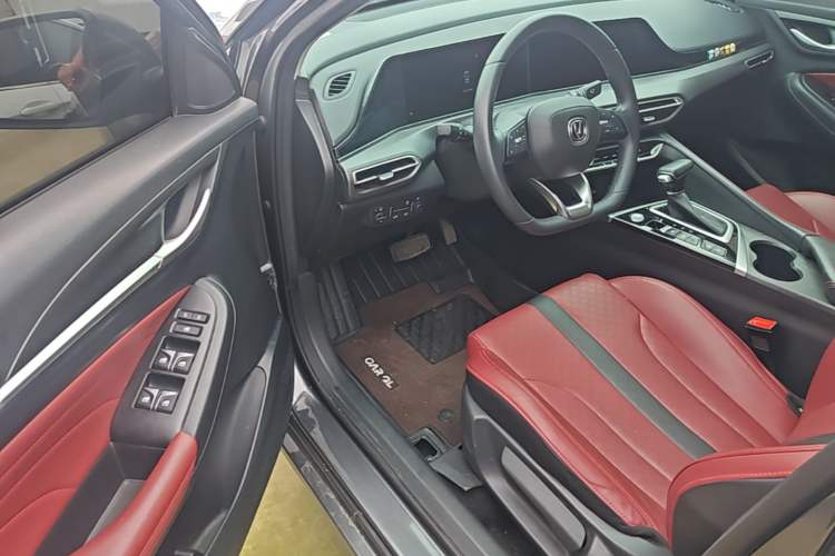 Used CHANGAN Eado 2021 PLUS Blue Whale NE 1.4T GDI DCT Prestige Model Driver Seat