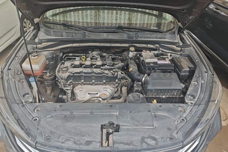 Used CHANGAN Eado 2021 PLUS 1.6L GDI Manual Elite Model Engine Bay