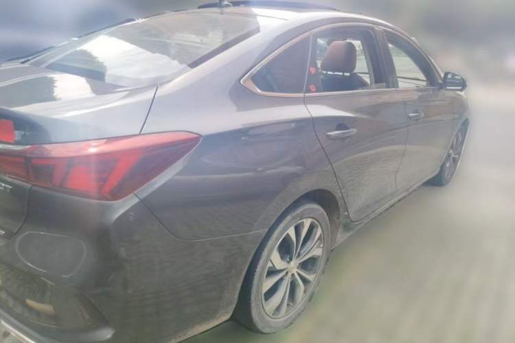 Used CHANGAN Eado 2021 PLUS Blue Whale NE 1.4T GDI DCT Flagship Model Exterior 2